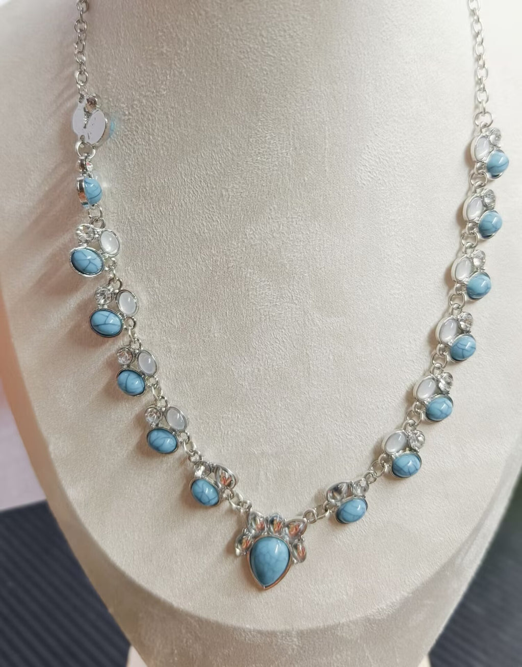 Turquoise Grace