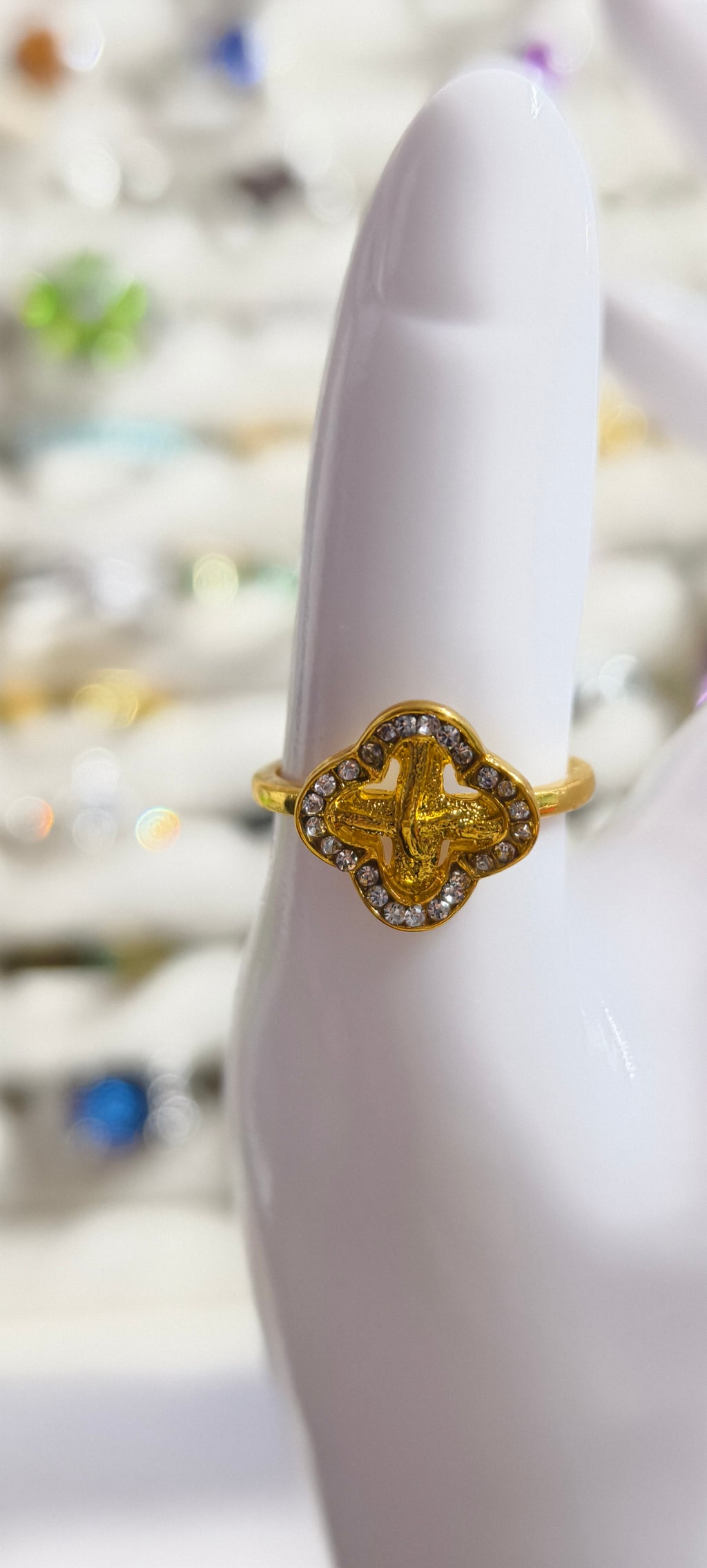 Luna Clover