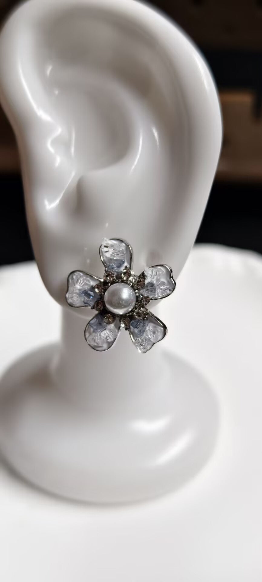 Crystal Petal Pearl Flower Stud Earrings