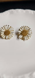 Pure White Daisy Gold Stud Earrings